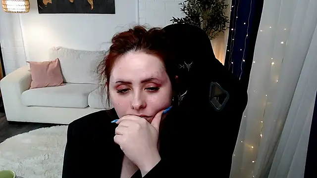 Hennessy_bunny webcam