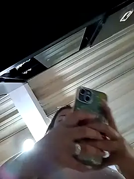 maribelle1 - MariBelle1's free webcam - UK Sex Cams