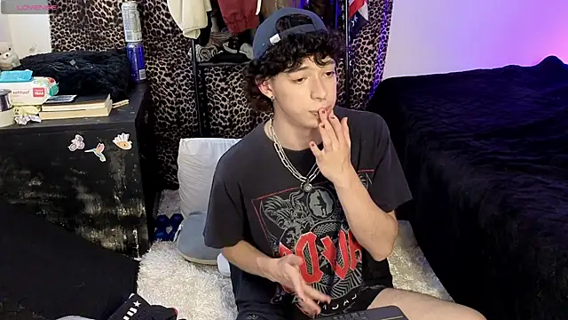 Noah_blackwood webcam