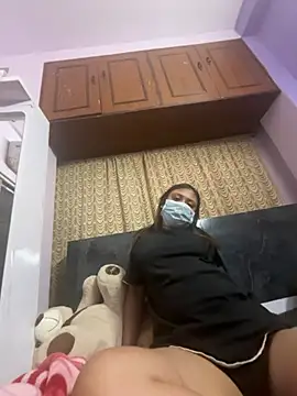 Yourhornynightmare webcam