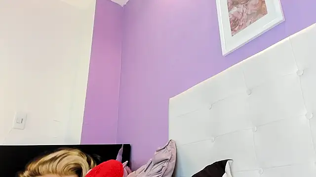 Charlotte11-11 webcam