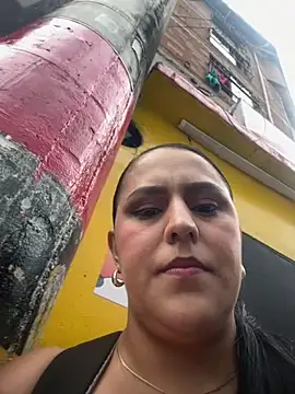 katleya_lewiis webcam