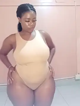 Luciouslips00 webcam