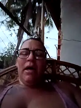 tugordita-hot (F milf) - Squirt