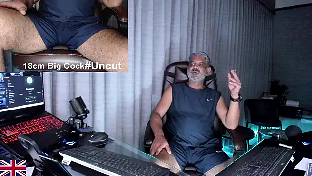 onlinebossuk - OnlineBossUK's free webcam - UK Sex Cams