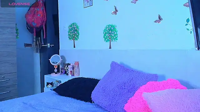 emily_cooper_t webcam