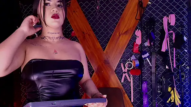 miss_juliett_bdsm - Miss_Juliett_bdsm's free webcam - UK Sex Cams