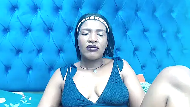 SpicyQueenxxxx webcam