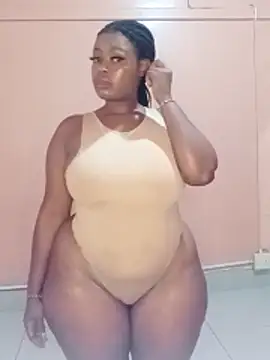 Luciouslips00 webcam