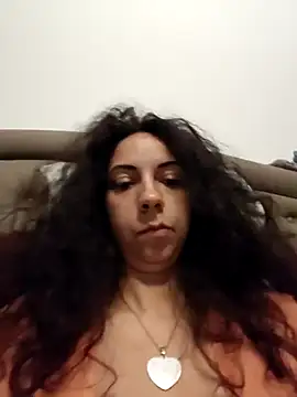 naughty69curls webcam