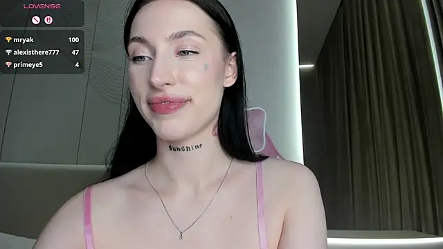 JenniferQueen11 webcam