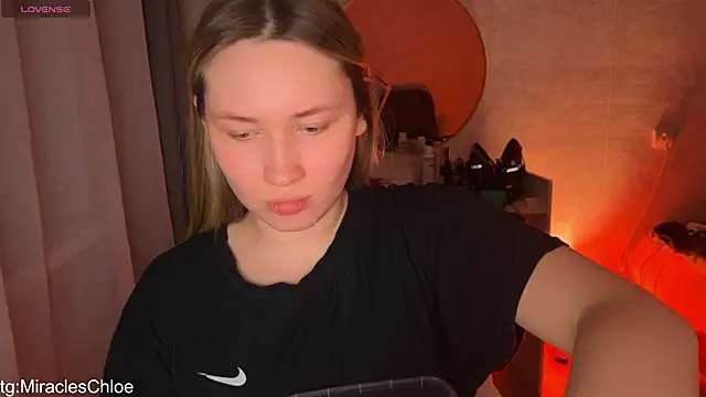 ChloeMillerMeow webcam