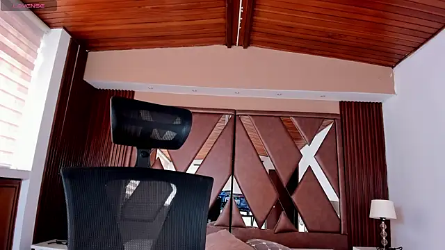 IsabellaaJoness webcam