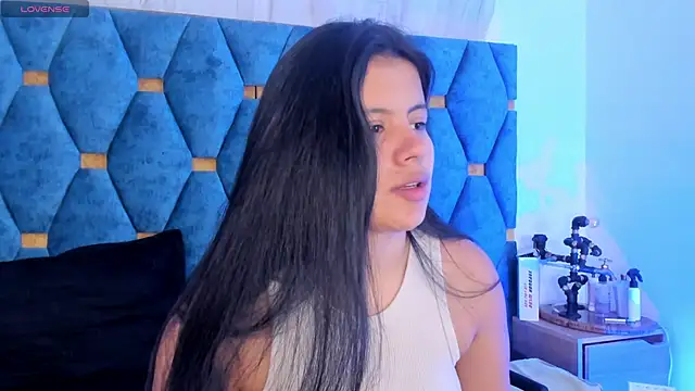 sasha_roldann webcam