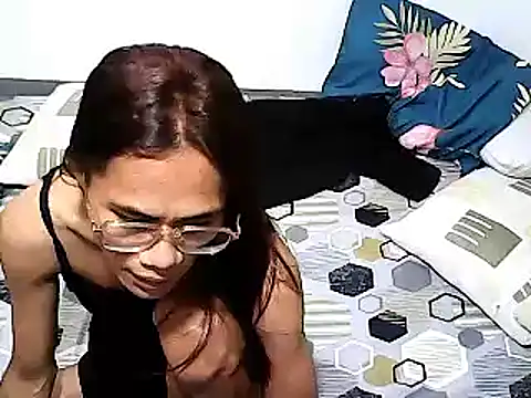 xxhottinybabe webcam