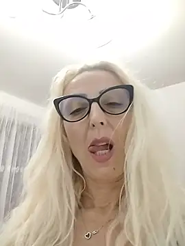 _sexyBLONDE46_ webcam