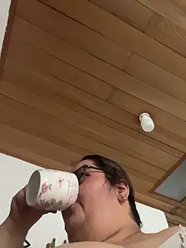 marianacooper120730 webcam