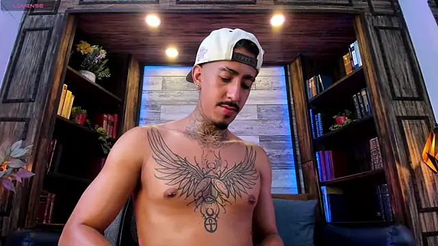 Donovan_Desmond webcam