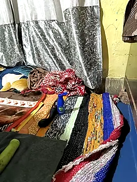 Hotty-Rani-Bhabi webcam