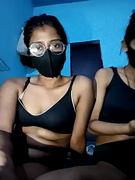 Aaradhya-Rani webcam