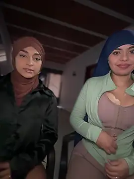 lalilamassu1 Live Webcam on Stripchat