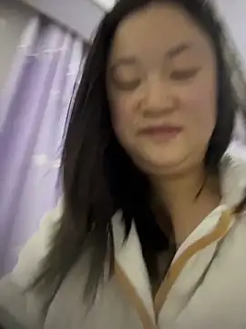 美女srr7788在线直播