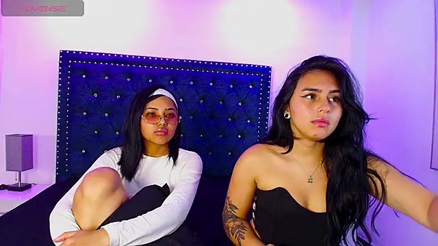 serena_and_zoe - Serena_and_zoe's free webcam - UK Sex Cams