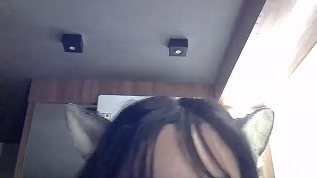 SkinnyKitten webcam