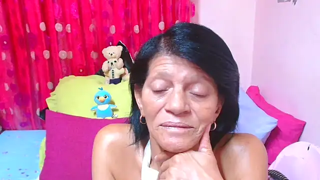 sluttyroxy - SLUTTYROXY's free webcam - UK Sex Cams