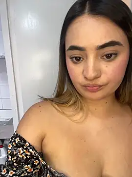 Antonella_Julieta live sex cam