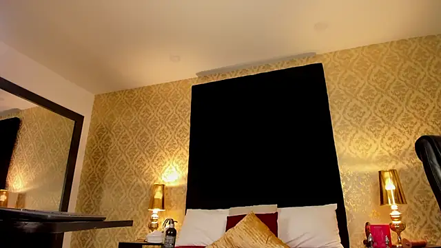 kendal_johnson (T teen) - Plug in my ass