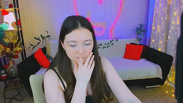 AlluringLookk webcam