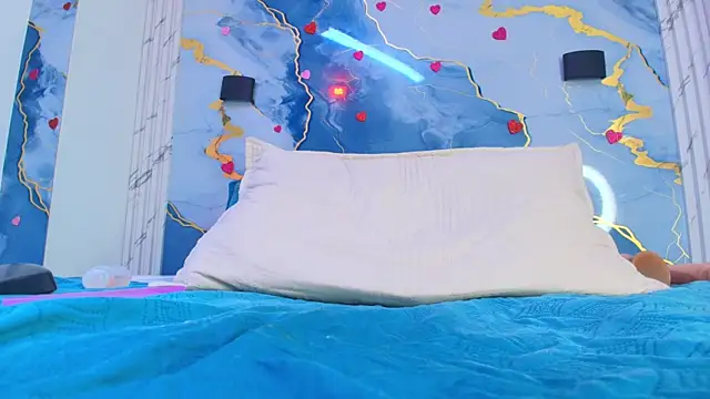 crystal_love08 webcam