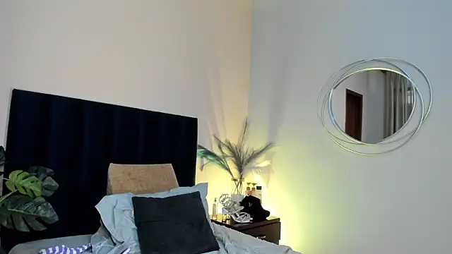 jessiecarterr - JessieCarterr's free webcam - UK Sex Cams