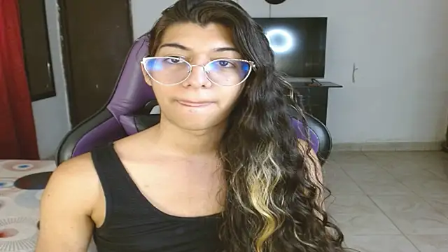 Alanni_parker webcam