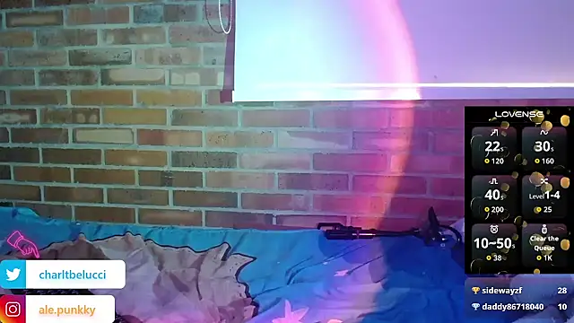 charlotbelucci_ webcam