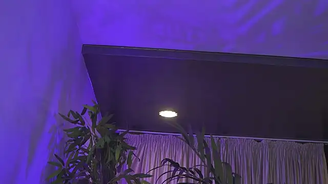 GinaValentinna webcam