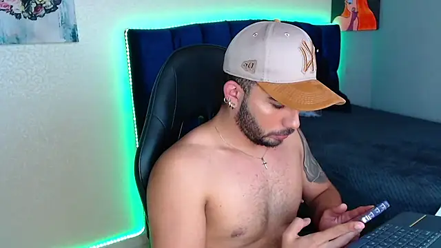 adamhairy webcam