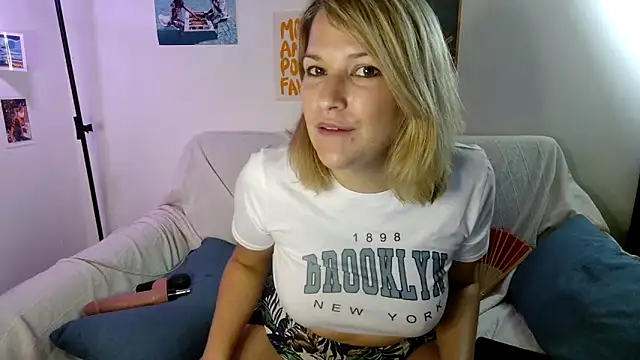 Pxetiteblonde1 webcam