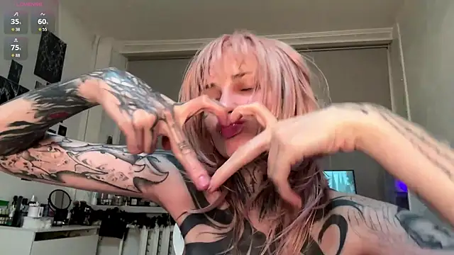 KizzieSherbert webcam