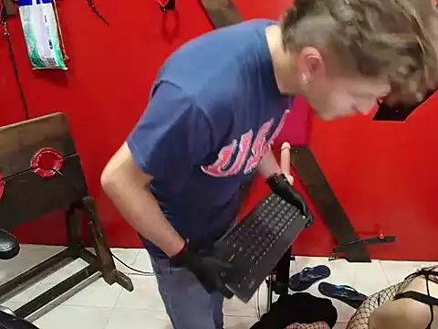 Justiin_and_brianna_BDSM webcam