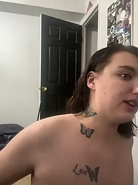 Courtneysinclair webcam