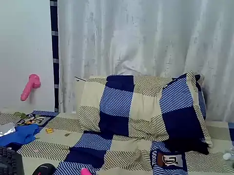 purplescarlet webcam