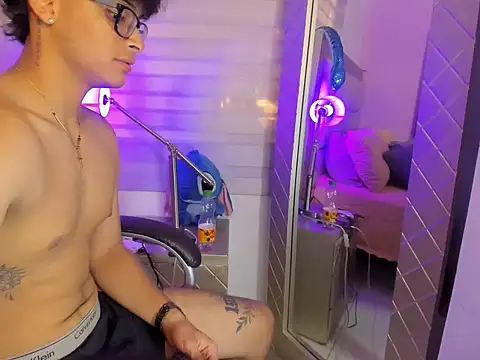 mathias_oberlin - Mathias_oberlin's free webcam - UK Sex Cams