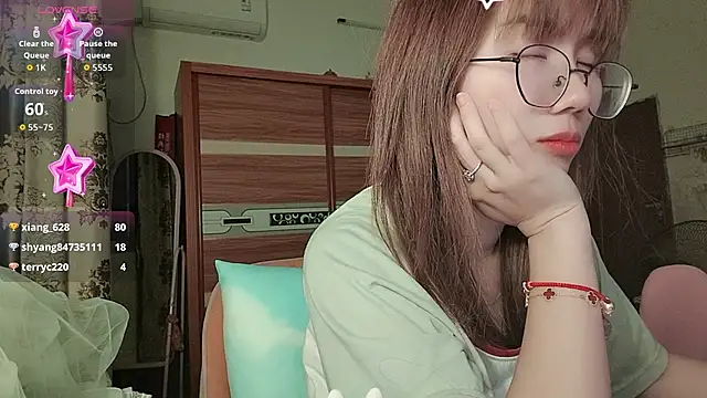 Lili_666 live sex cam