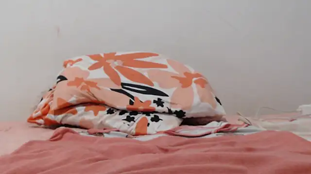 Lady_Bridgerton_ webcam