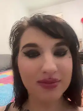 Courtneysinclair webcam