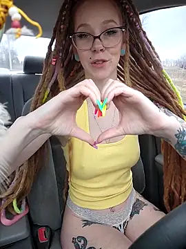 lucidlucy (F young) - Take my top off & get me naked!