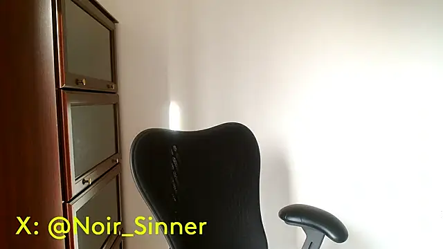 sinnernoir live sex cam