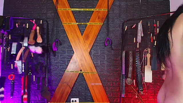 Mistress_lexi_bdsm webcam